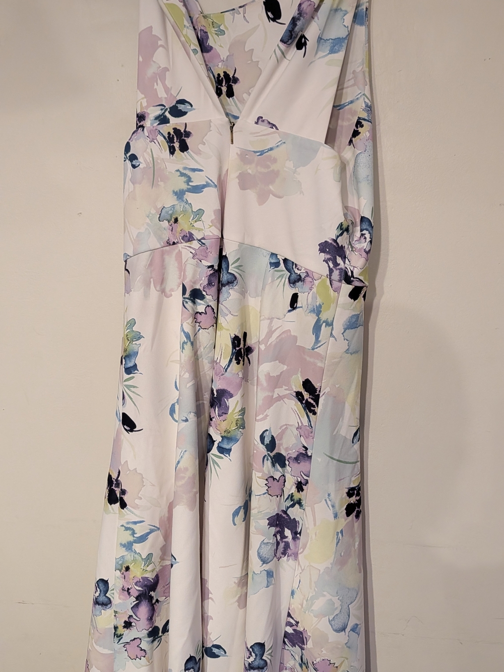 Floral White A-Line Dress with Pastel Blooms Donna Karen - Picture 2 of 3